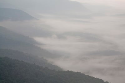 从蓝岭公园路，北卡罗来纳的晨景