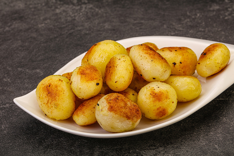 Roasted baby potato in the bowl