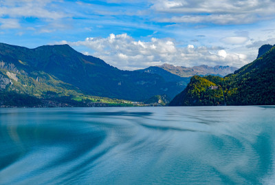 湖的Brienzersee