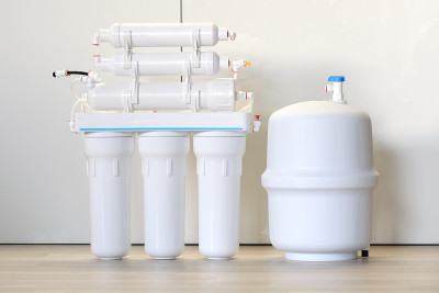 国产反渗透过滤器。净水器
