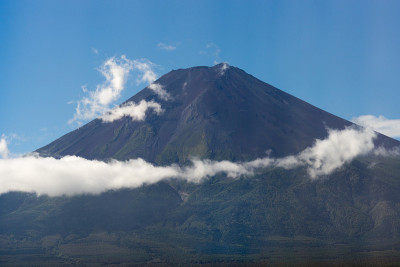 从藤圭地区看富士山。