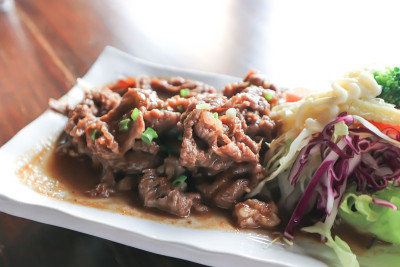 蔬菜炒牛肉