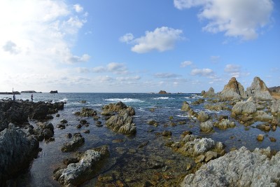 在Sadogashima的Meoto-Iwa风景