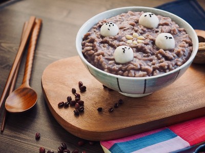 韩国传统食物红豆粥