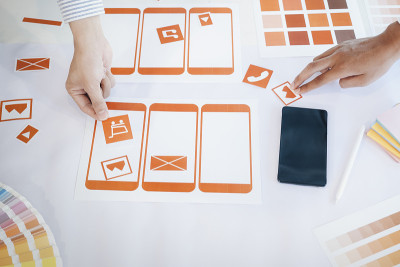 UX UI和编程开发技术。