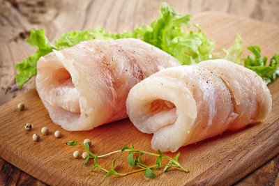 生鳕鱼片卷