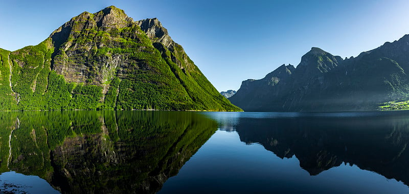 挪威，斯堪的纳维亚半岛的Hjørundfjord