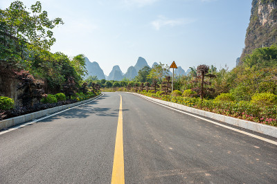 阳朔的空路和山