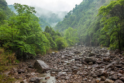 峡谷
