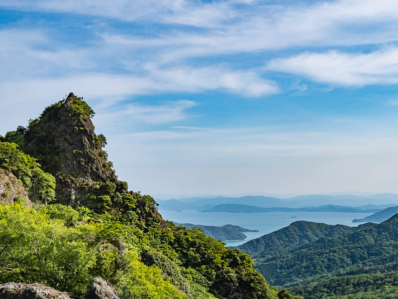 Kankakei是日本香川县Shodoshima的一个山谷。国家指定的风景名胜区，俯瞰着大峡谷和大海