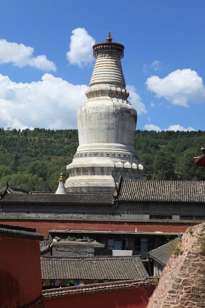 死gro ?在中国五台山的佛塔