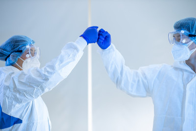 两位科学家第一次碰撞