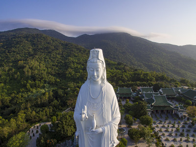 鸟瞰图的林翁塔，这是岘港最著名的目的地之一。