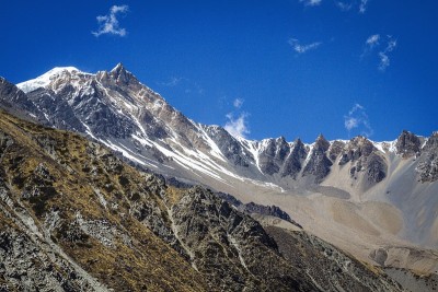 喜马拉雅山脉徒步旅行