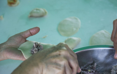 咖喱粉饼上的芋头