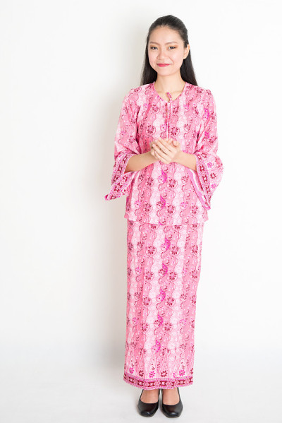 东南亚女性问候