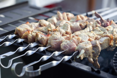 腌猪肉串