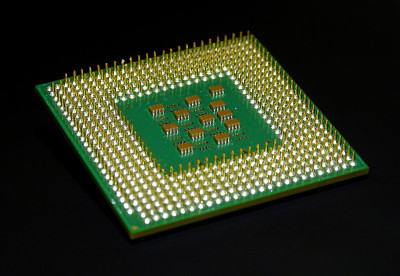 CPU