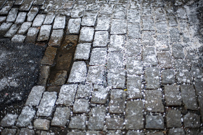砖路加雪盐