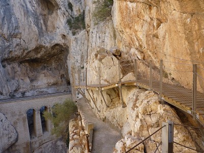 马拉加省乔罗峡谷的皇家步道 (El Caminito del Rey)