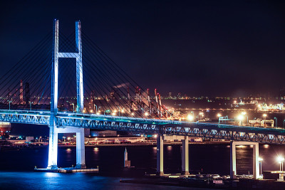 横滨海湾大桥