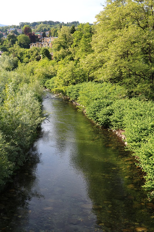 在Verbania的Torrente San Giovanni，在意大利的Maggiore Pied