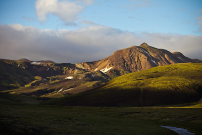 冰岛Landmannalaugar公园的日落景观