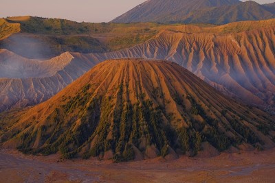 东爪哇的布罗莫山