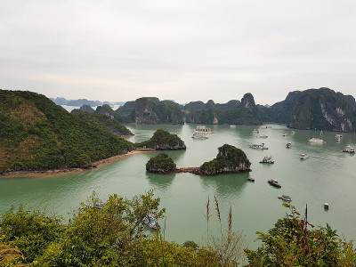 下龙湾鸟瞰，越南