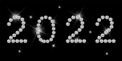向量。黄金数字配钻石，黑色背景上有宝石。奢华优雅的2022年圣诞贺卡、横幅、珠宝店、美容院、女性派对