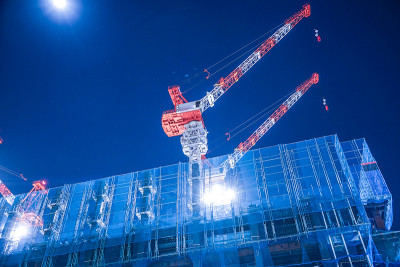 一幢办公楼的建筑工地(横滨港人未来井)