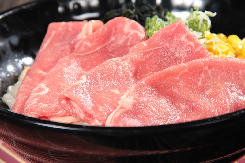 生牛肉