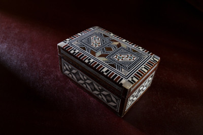 jewelry box.