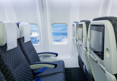 经济舱的空座位。