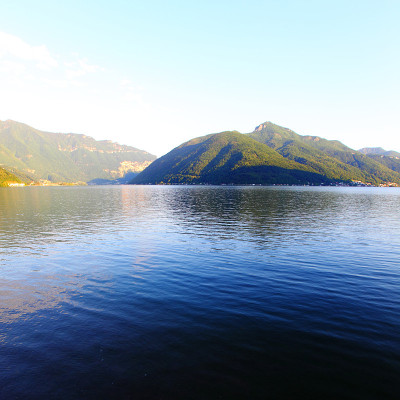 夜卢加诺湖景观