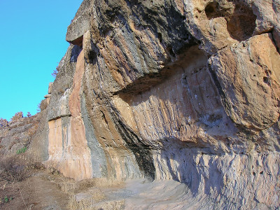 新亚述考古Halamata浮雕俯瞰Nohadra，杜霍克，伊拉克库尔德斯坦地区