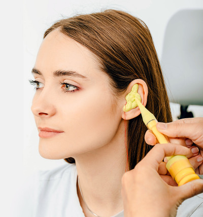 Personally molded earplugs. Process of making earp