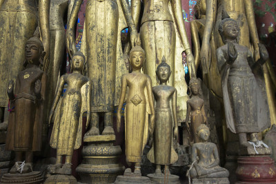 老挝琅勃拉邦wat xieng tong佛像