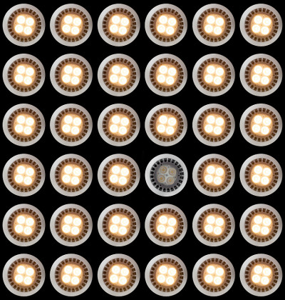 LED灯泡从上面照亮