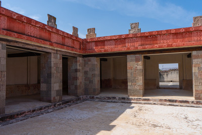 特奥蒂瓦坎的Quetzalpapalotl宫殿碎片(Palacio de Quetzalpapalo