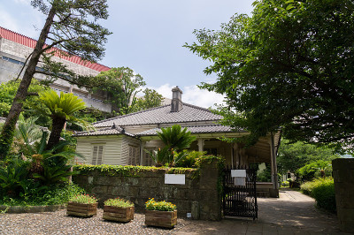 日本长崎东山门12号门板入口