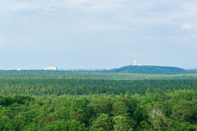 夏末/秋末，德国柏林Havelhöhenweg上的田园诗般的景色