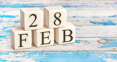 2月28日。日期为2月28日的木方。
