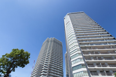 横滨港人未来的高层建筑和公寓