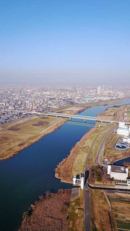 江户川上面的风景