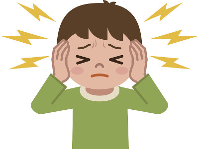 患有耳鸣的男孩
