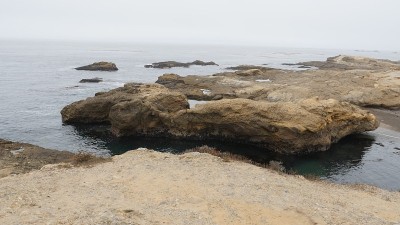 Point Lobos国家自然保护区海洋与岩石在美国加利福尼亚州卡梅尔