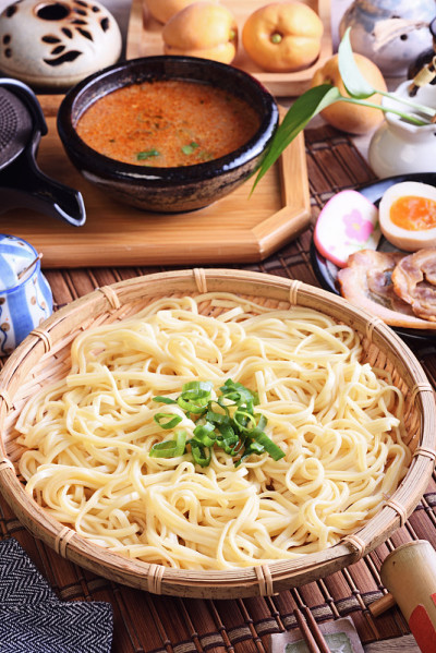 日式蘸面，日式料理拉面