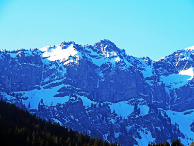 雪地高山