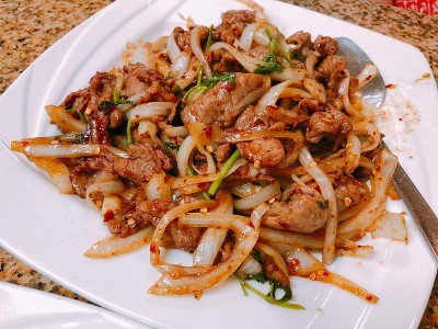美味的中国食物，孜然羊肉